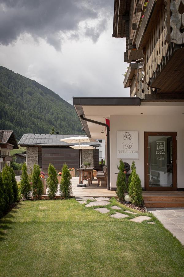 Hotel Bergland Cadipietra Extérieur photo