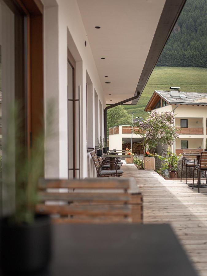 Hotel Bergland Cadipietra Extérieur photo