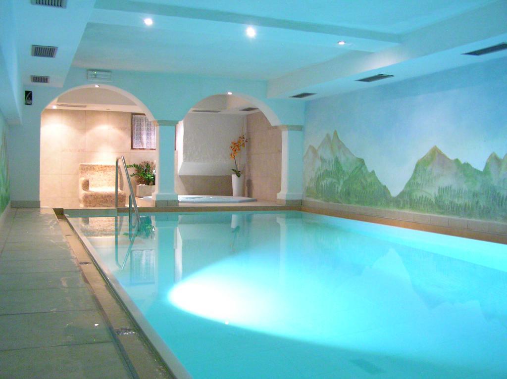 Hotel Bergland Cadipietra Extérieur photo
